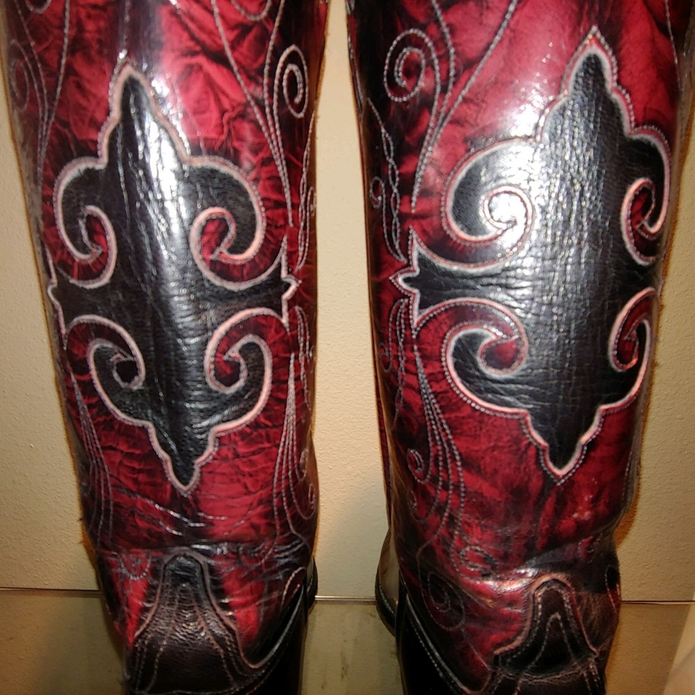 B10. Lucchese Vintage Cowboy Boots 6.5 men's = 8 Woman - Picture 2 of 7